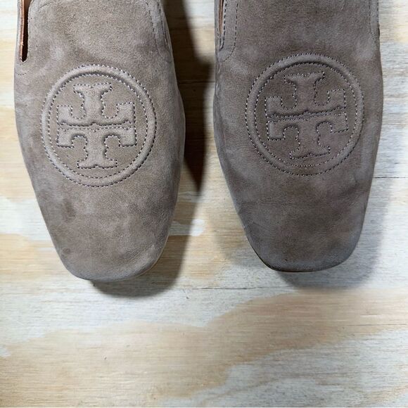 Tory Burch Taupe Suede Loafers with Embroidered Logo Women’s Size 10 - Picture 5 of 8
